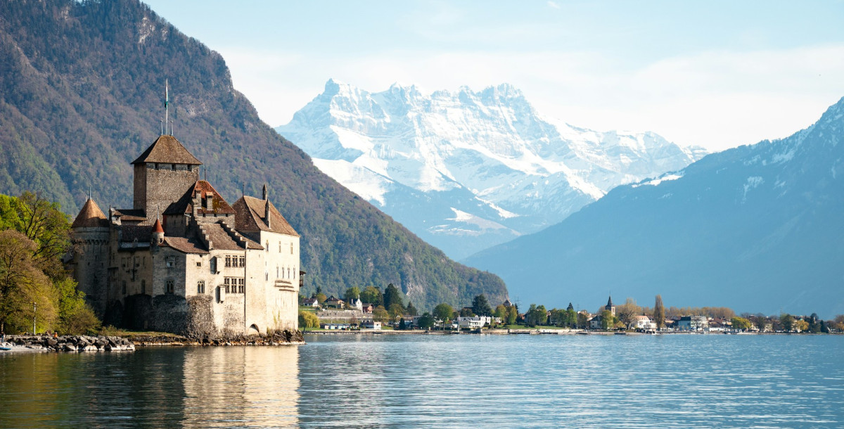 andrea caramello oOZhEzwAmZc unsplash cropped